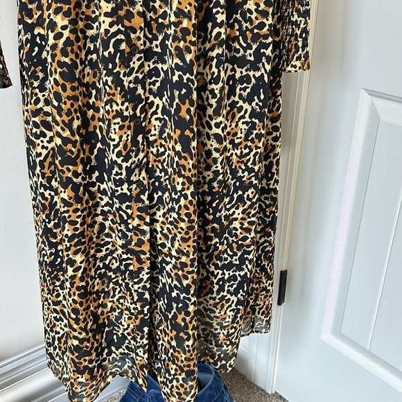 & OTHER STORIES Smocked Button Up Midi Dress Leopard Print Lined Sz 8 - Picture 7 of 14